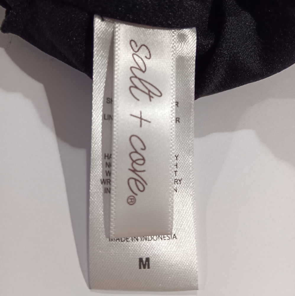 Salt + Cove Juniors' (Size M) Black 1-Shoulder Swim Top with Tie (NWT) - Picture 3 of 10